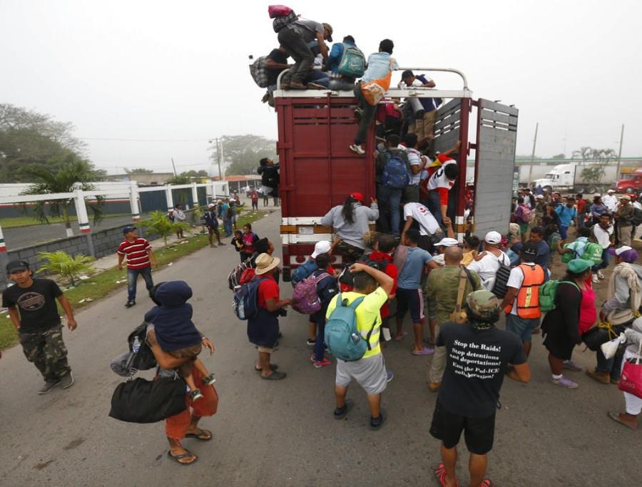 México permitirá a migrantes extranjeros que piden asilo en EE.UU. permanecer en el país (semisquare-x3)