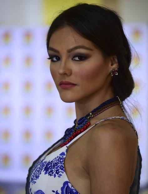20160313_flash_misuniverse_tz_10_4001159