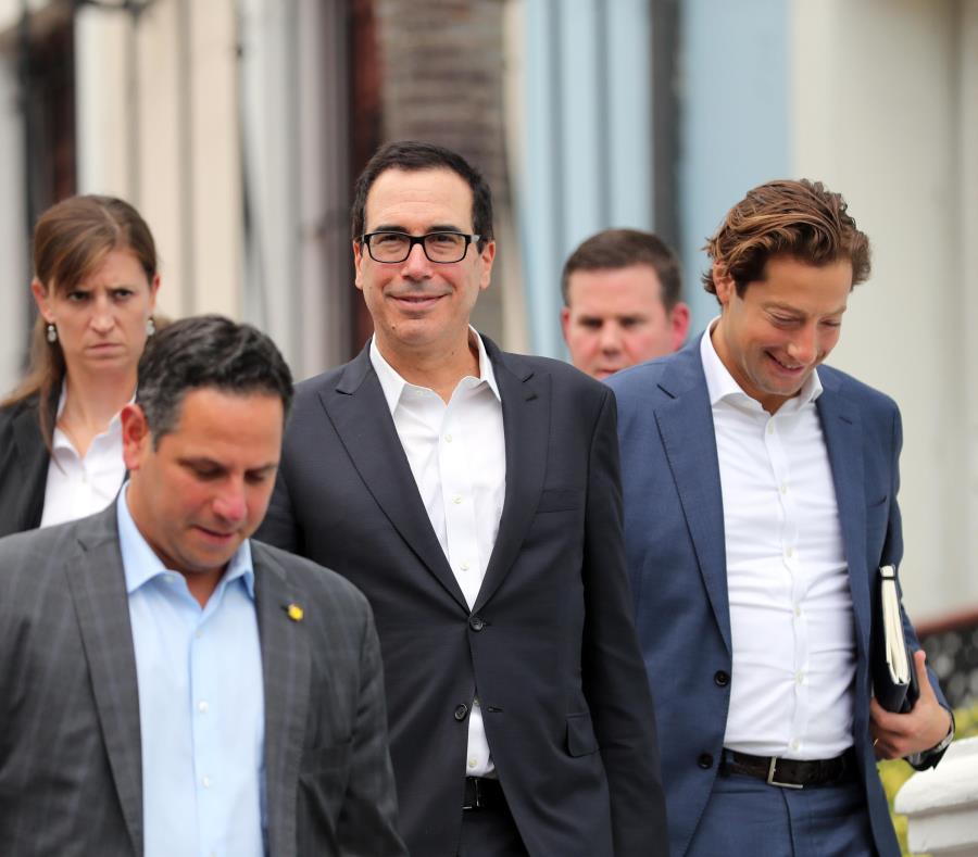 El secretario del Tesoro, Steven Mnuchin, se reunió en julio con el gobernador Ricardo Rosselló Nevares en La Fortaleza. (GFR Media) (semisquare-x3)