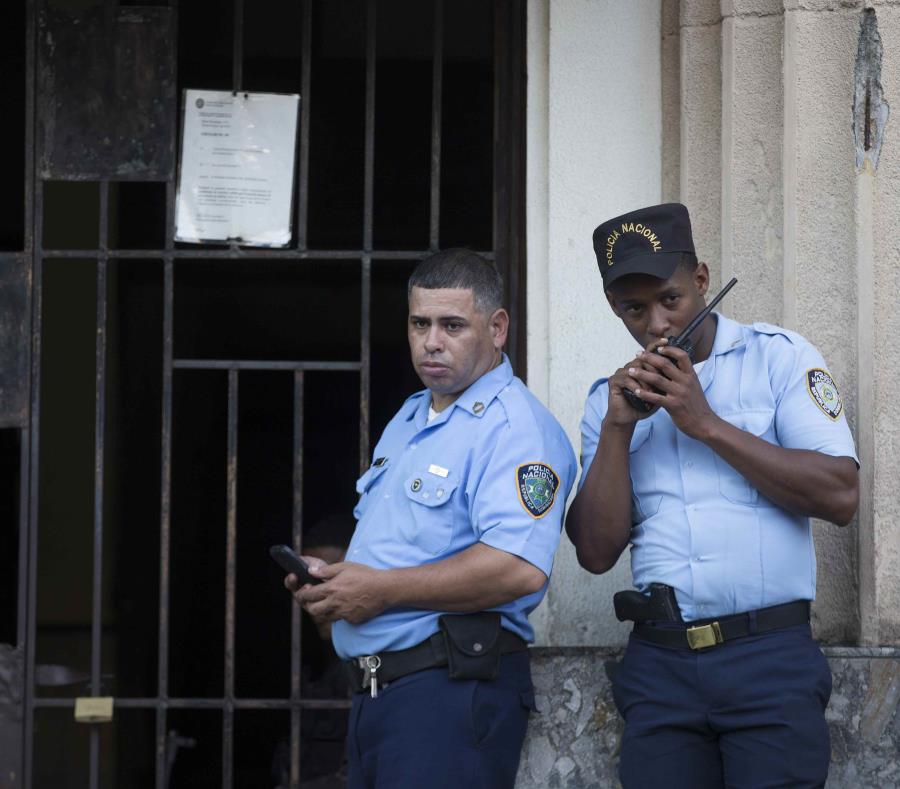 Tras seis meses de investigaciones y seguimiento en territorio dominicano, las autoridades lograron capturar al imputado (semisquare-x3)