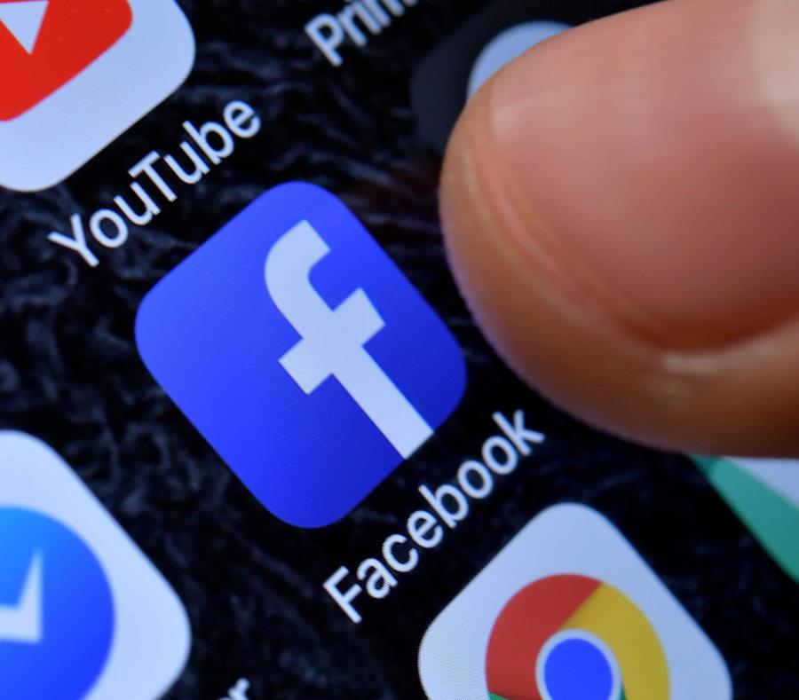 Facebook tiene 2,200 millones de usuarios (semisquare-x3)