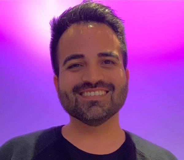 Ricardo J. Negrón Almodóvar