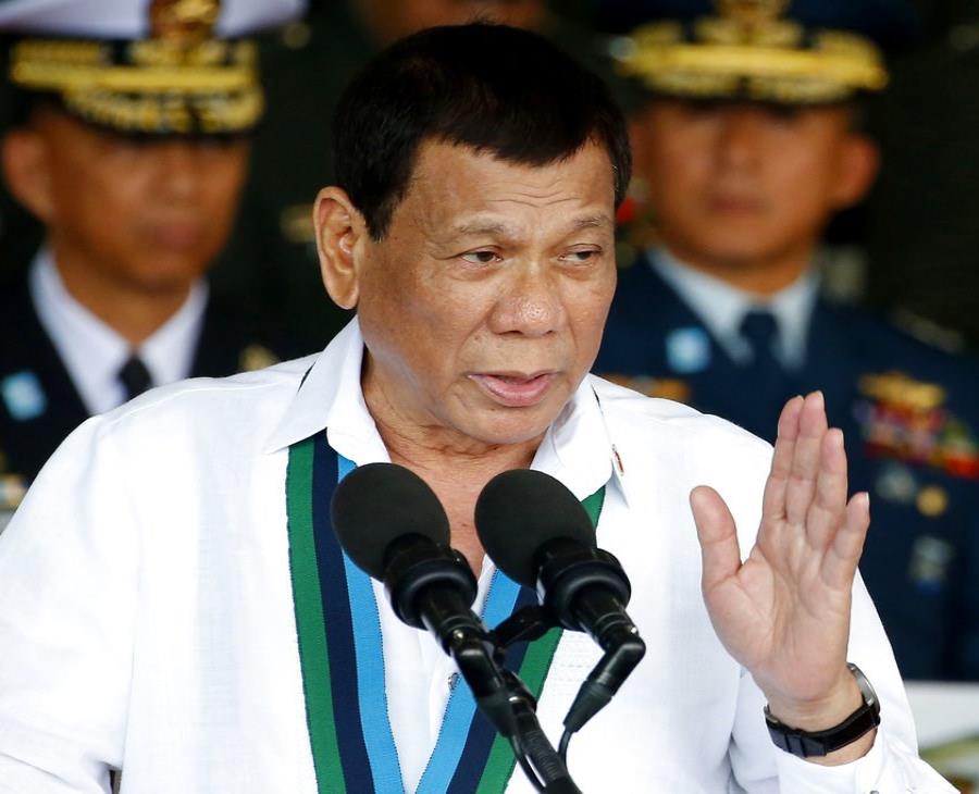 El pasado junio Duterte enfadó a muchos fieles filipinos al llamar