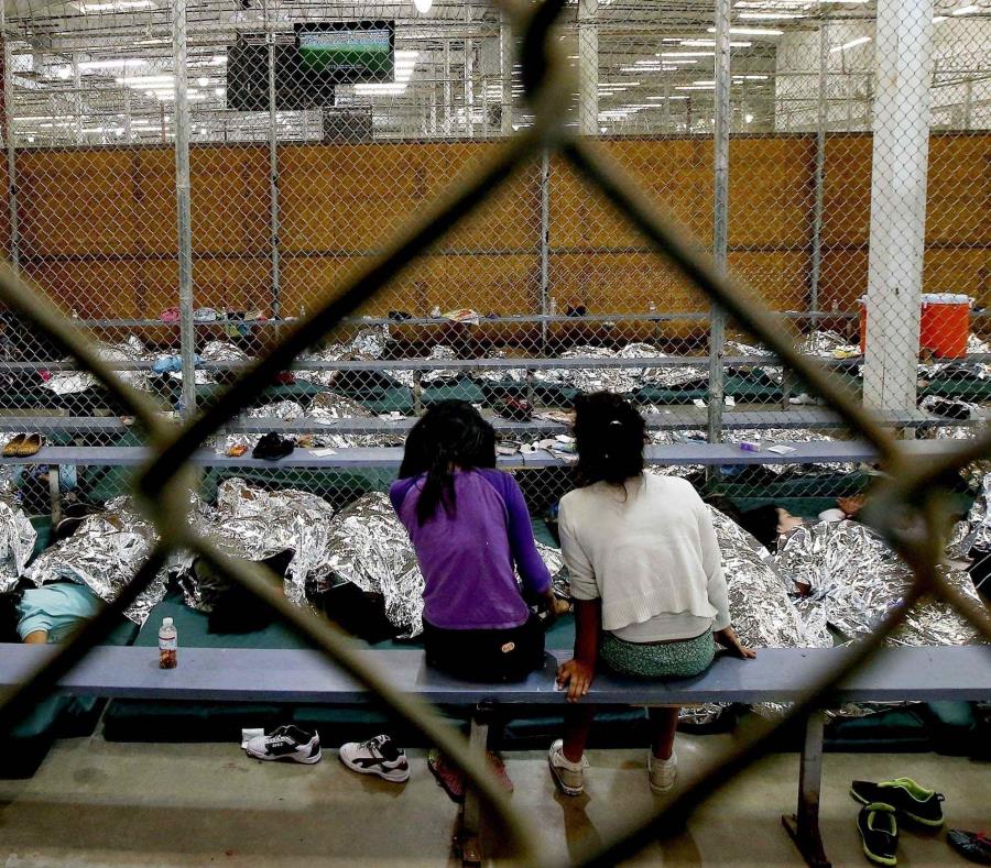 Niños migrantes en uno de los centros de detención (semisquare-x3)