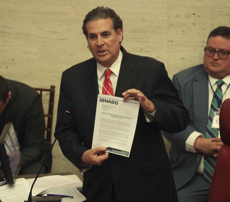 Eduardo Bhatia considera que el gobierno de Rosselló “nunca” entendió el proceso de transformación de la AEE que buscó la ley 57 de 2014. (semisquare-x3)