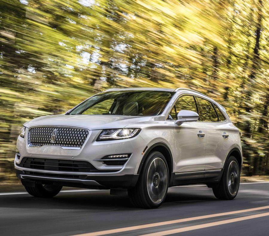 Lincoln MKC del 2019 (semisquare-x3)
