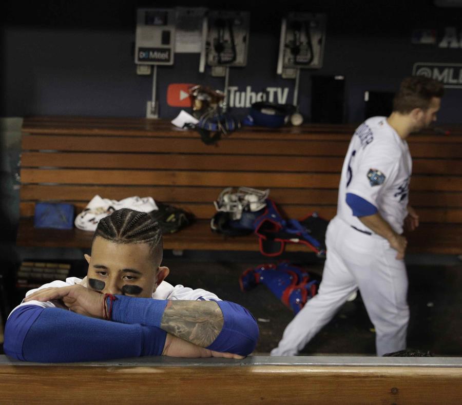 Manny Machado (semisquare-x3)